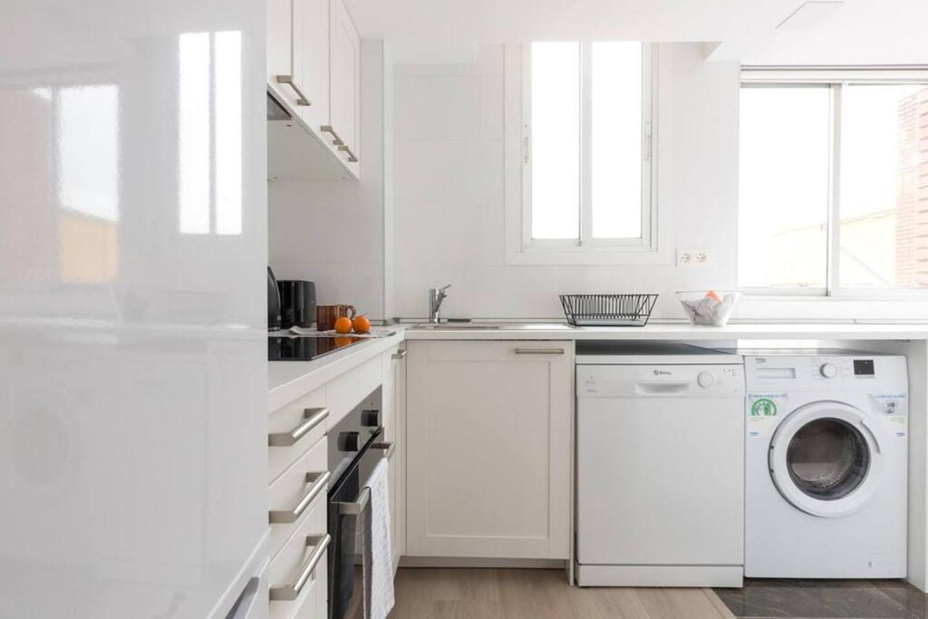 2 Bdr Penthouse In Grcia Apartment Барселона Екстериор снимка